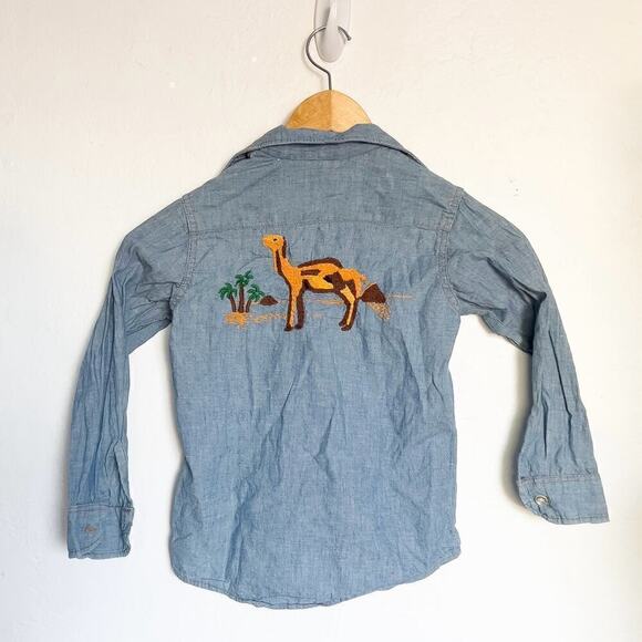 Vintage OshKosh B'Gosh Chambray Denim Button Shirt Embroidered Kids 5 Retro - Picture 3 of 7